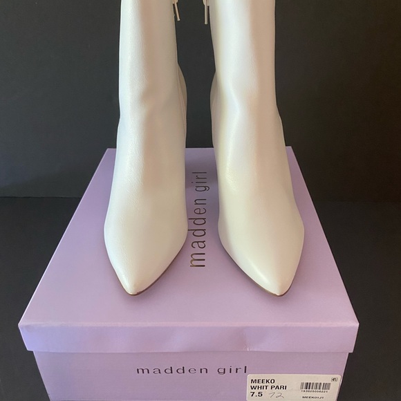 Madden Girl Meeko Block Heel Booties 7.5 M NEW - Picture 6 of 7